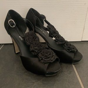 Madden Girl platform black satin heels Size 9